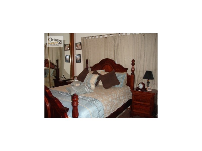 71 Bradbury Avenue, Campbelltown NSW 2560