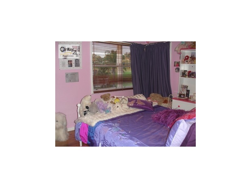 71 Bradbury Avenue, Campbelltown NSW 2560
