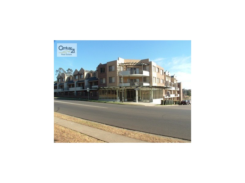 8/41 Woodhouse Drive, Ambarvale NSW 2560