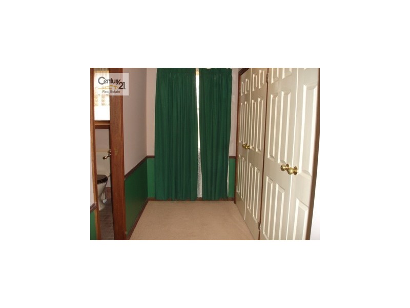 21 Clarissa Place, Ambarvale NSW 2560