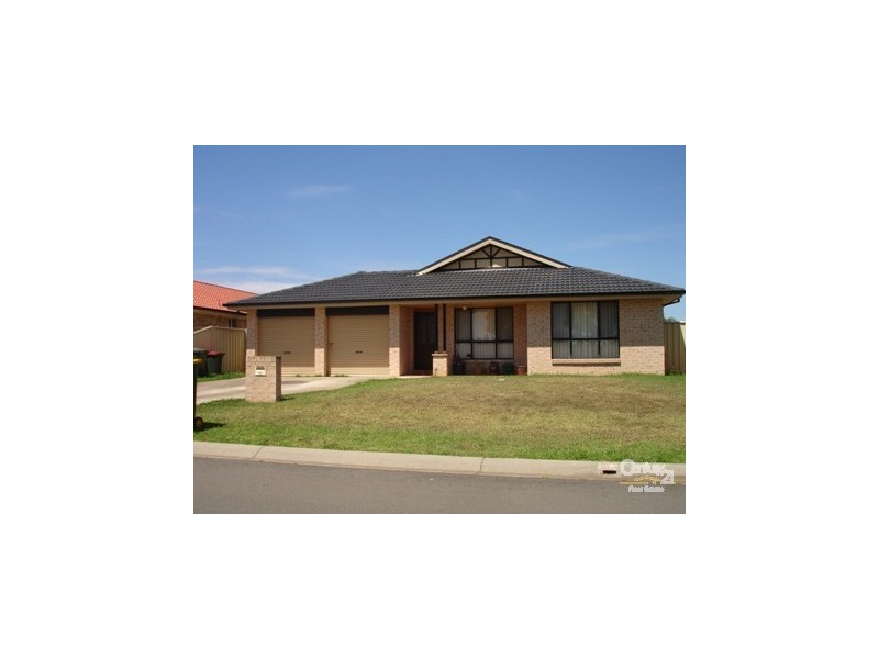 35 Galloway Cresent, St Andrews NSW 2566