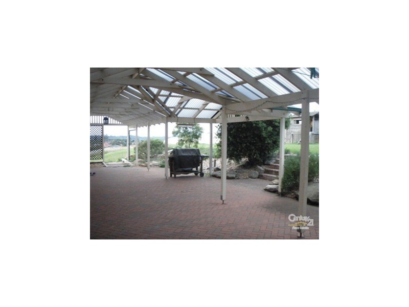 17 Nepean Towers Avenue, Glen Alpine NSW 2560