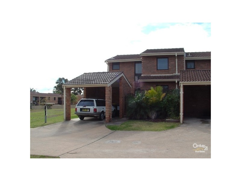 1/56 Woodhouse Drive, Ambarvale NSW 2560