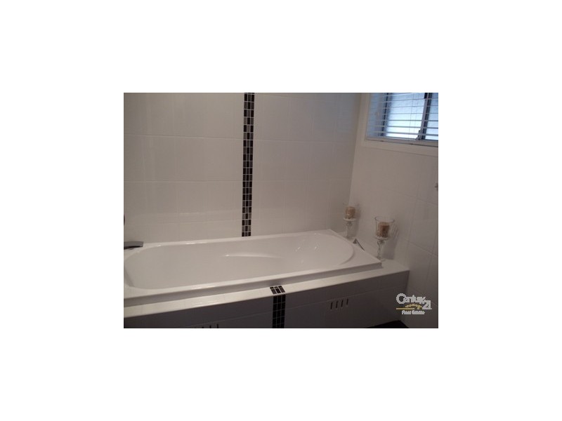 Ambarvale NSW 2560