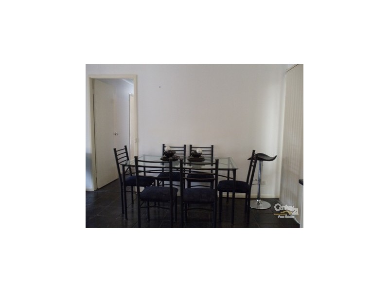 8 Trabb Place, Ambarvale NSW 2560