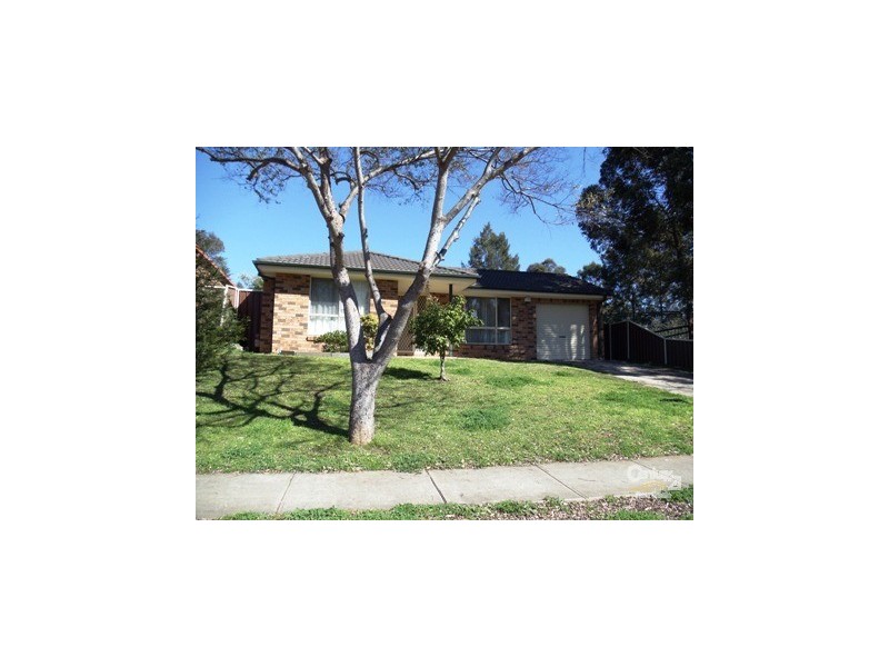 30 Charles Babbage, Currans Hill NSW 2567