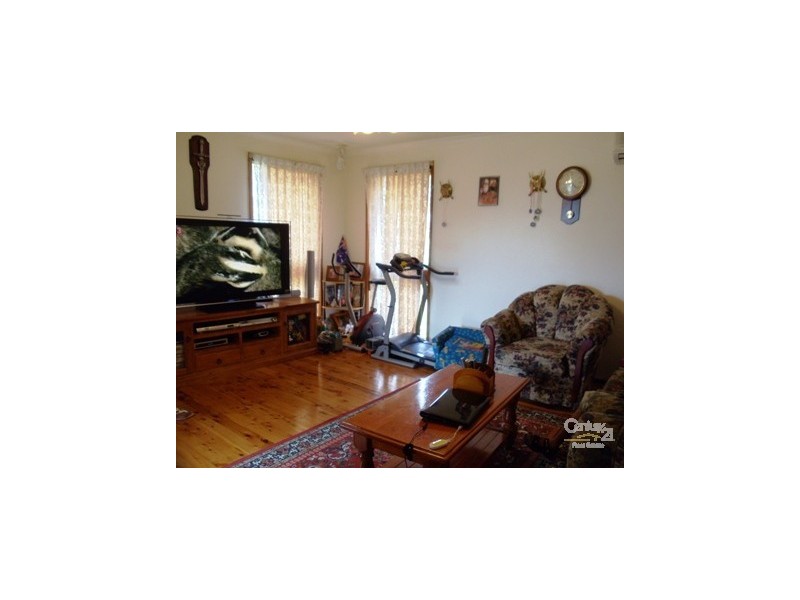 3 Tummul Place, St Andrews NSW 2566