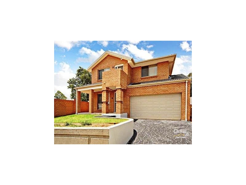 2 Bradbury Avenue, Campbelltown NSW 2560