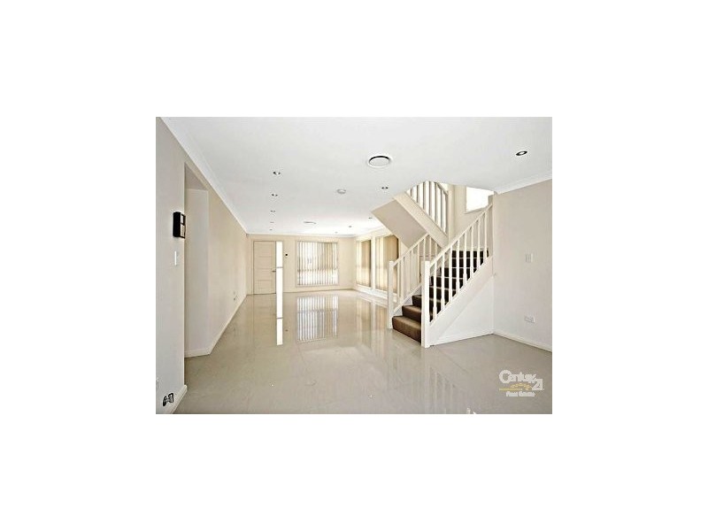 2 Bradbury Avenue, Campbelltown NSW 2560