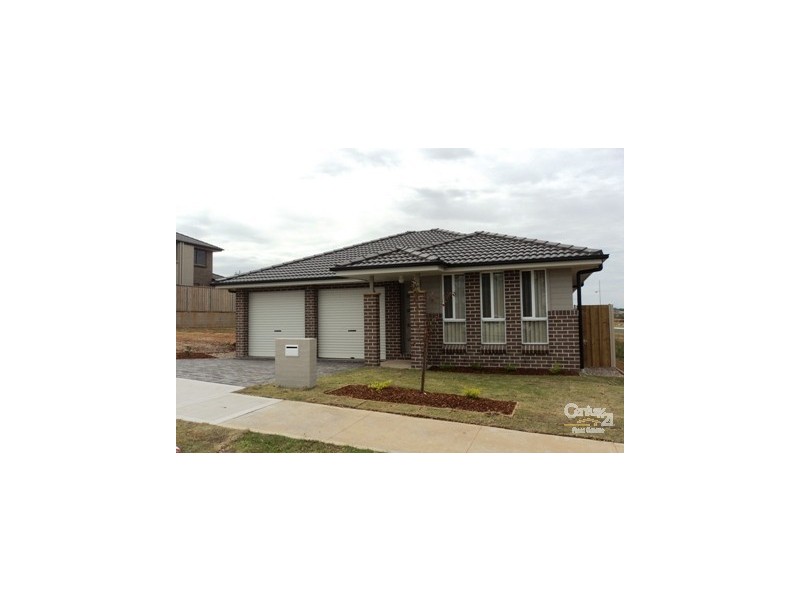 33 Bond Street, Oran Park NSW 2570