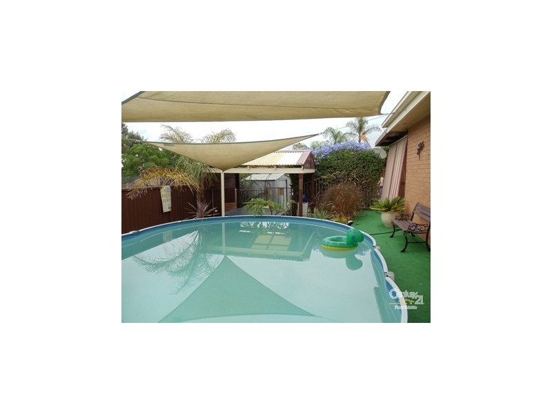 1 Yallara Street, St Helens Park NSW 2560