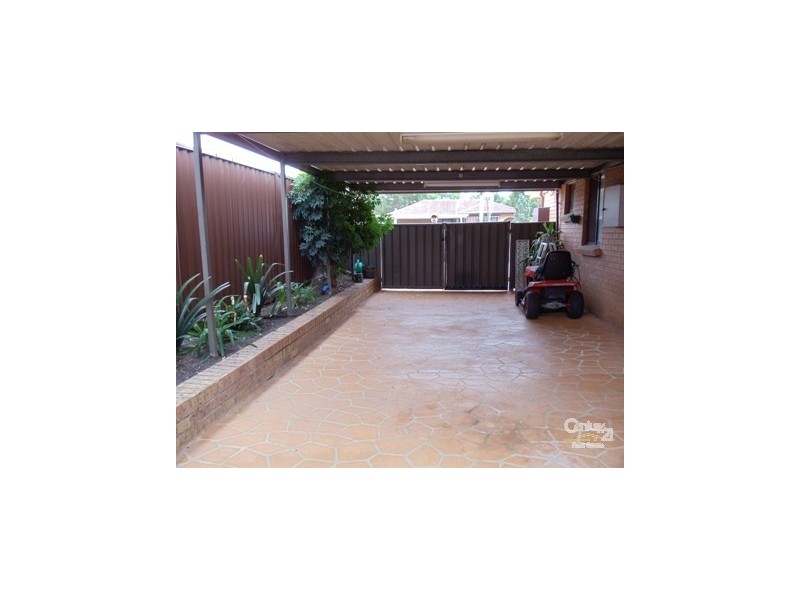 1 Yallara Street, St Helens Park NSW 2560
