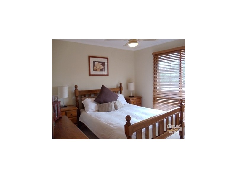 3 Woodlands Road, St Helens Park NSW 2560