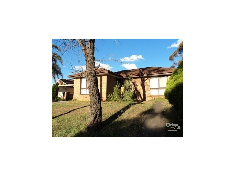 2 Thurso Place, St Andrews NSW 2566