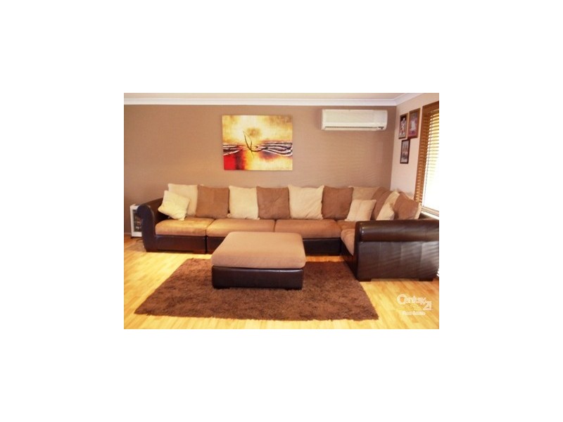 6 Trabb Place, Ambarvale NSW 2560