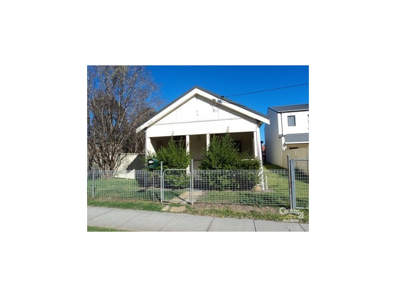 15 Iolanthe Street, Campbelltown NSW 2560