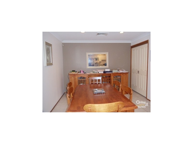 Glen Alpine NSW 2560