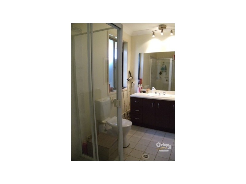 10 Lissanthe Street, Mount Annan NSW 2567