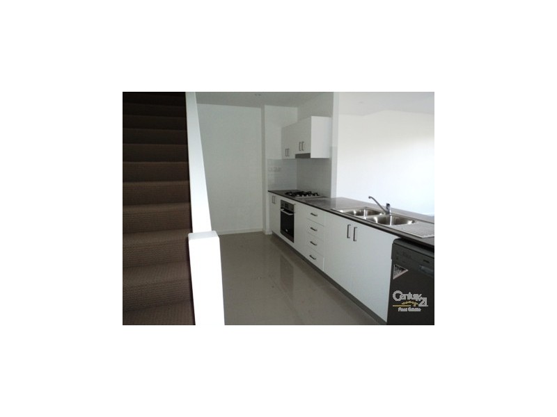 18/31-35 Chamberlain Street, Campbelltown NSW 2560