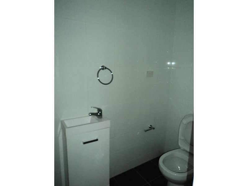 18/31-35 Chamberlain Street, Campbelltown NSW 2560