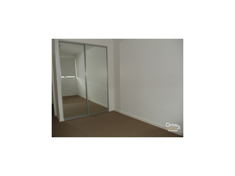 18/31-35 Chamberlain Street, Campbelltown NSW 2560