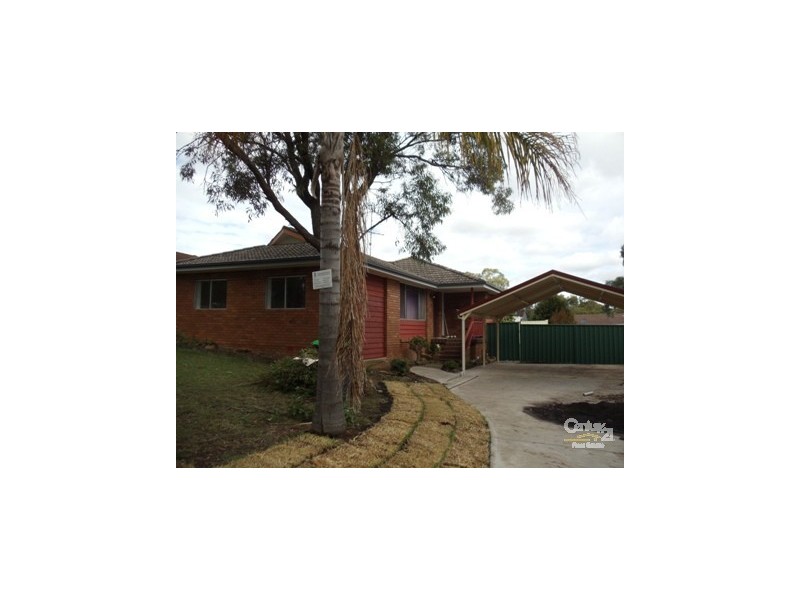 62 Campbellfield Avenue, Bradbury NSW 2560