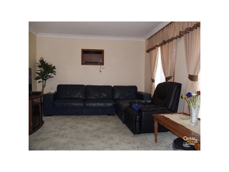 14 Gaspard Place, Ambarvale NSW 2560