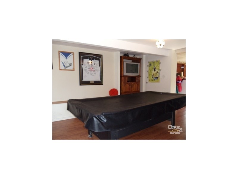 9 Reiby Place, Bradbury NSW 2560