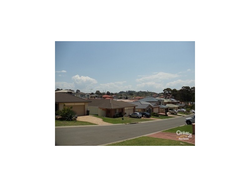 17 St Catherine Close, Blair Athol NSW 2560