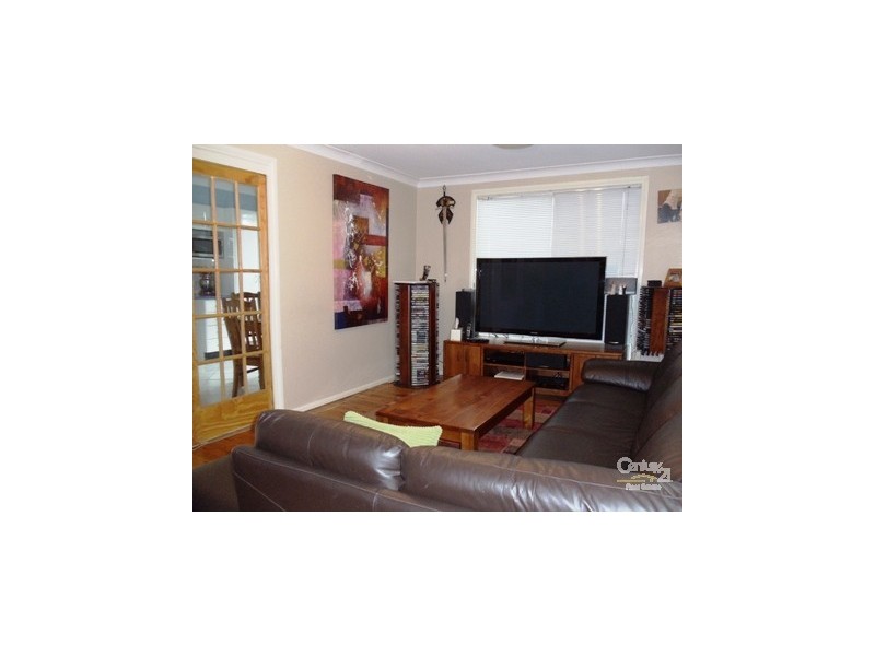 9 Sunart Place, St Andrews NSW 2566