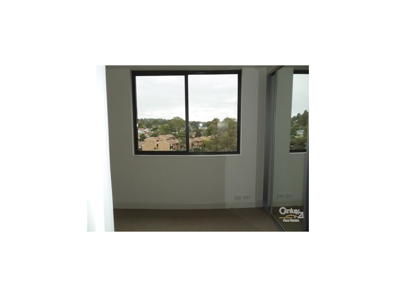 36F/541 Pembroke Road, Leumeah NSW 2560