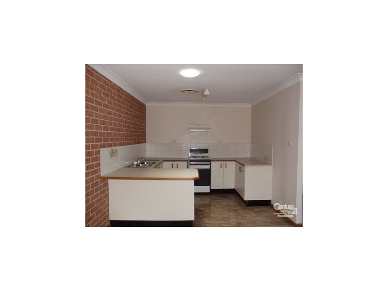 1/7 Cornellian Avenue, Eagle Vale NSW 2558