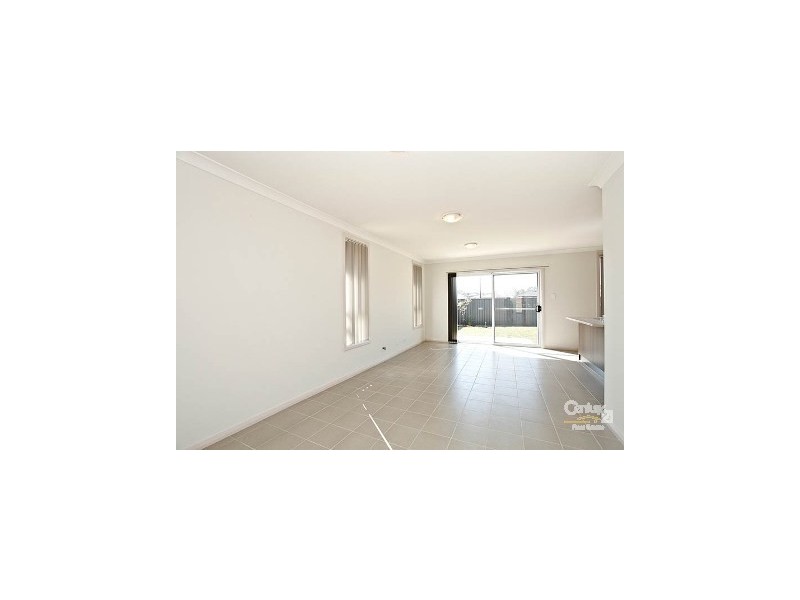 63 Finsbury Circuit, Ropes Crossing NSW 2760