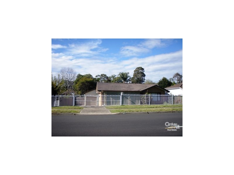 166 Campbellfield Avenue, Bradbury NSW 2560