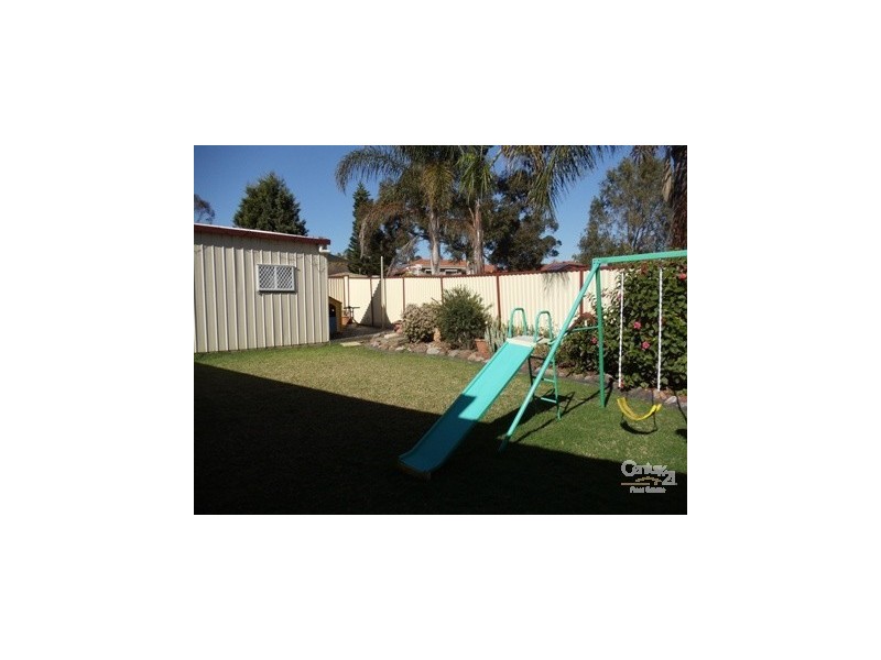 8 Patonga Close, Woodbine NSW 2560