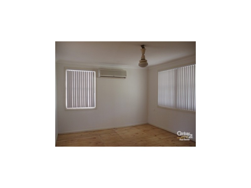 70 Carrington Circuit, Leumeah NSW 2560