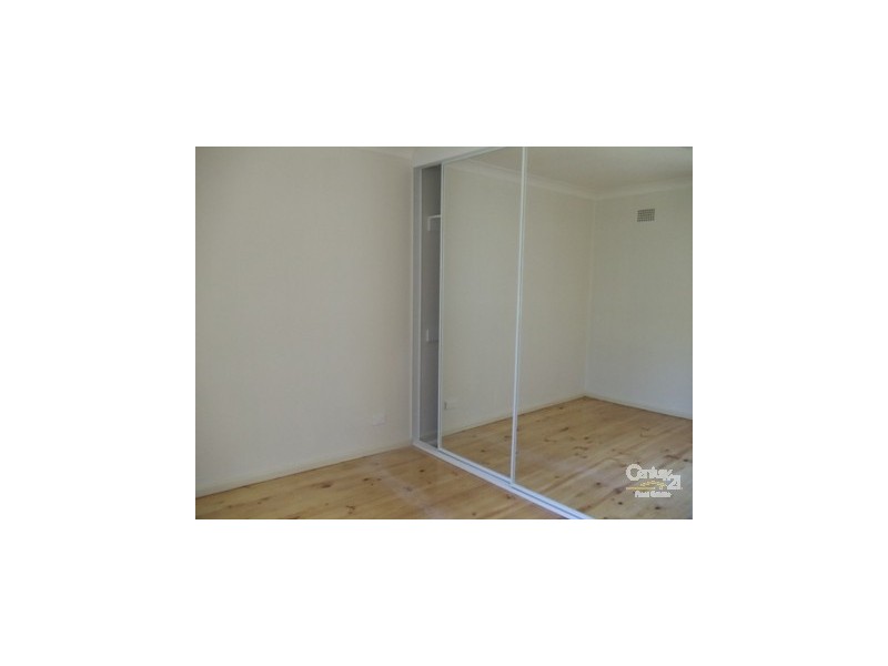 70 Carrington Circuit, Leumeah NSW 2560