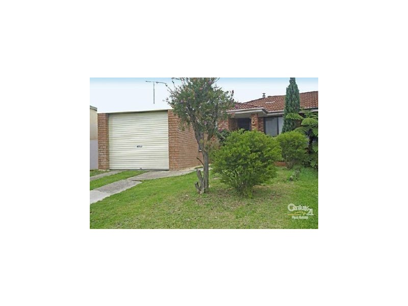 22 Campbell Close, Minto NSW 2566