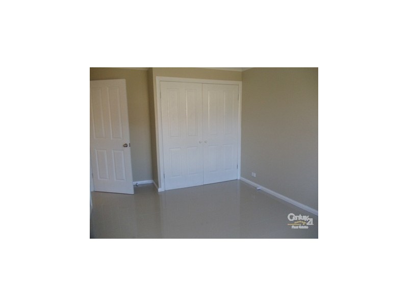 7B Roderigo Place, Rosemeadow NSW 2560