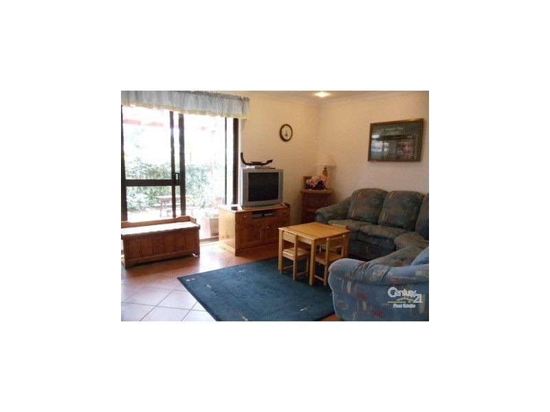 9 Enid Place, Ingleburn NSW 2565