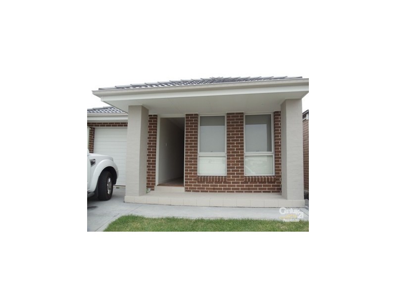 20 Bird Walton Avenue, Middleton Grange NSW 2171