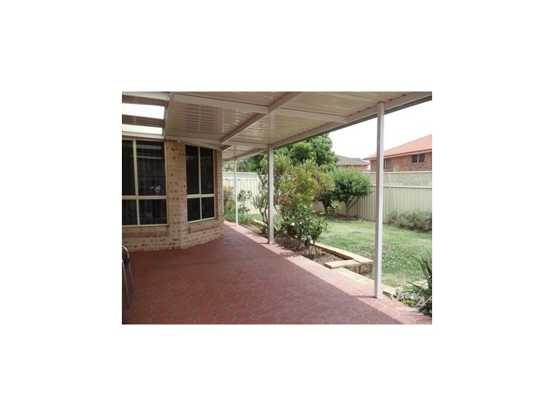 128 Englorie Park Drive, Glen Alpine NSW 2560