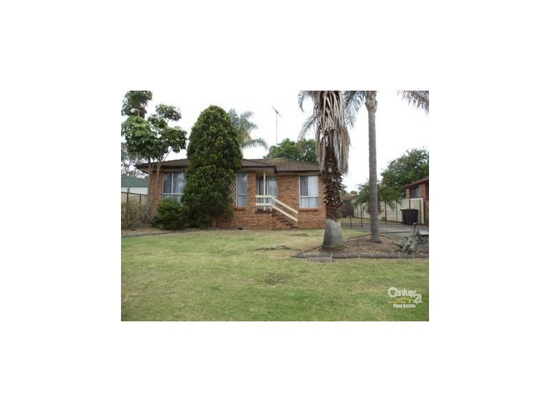 10 Crozier Street, Eagle Vale NSW 2558