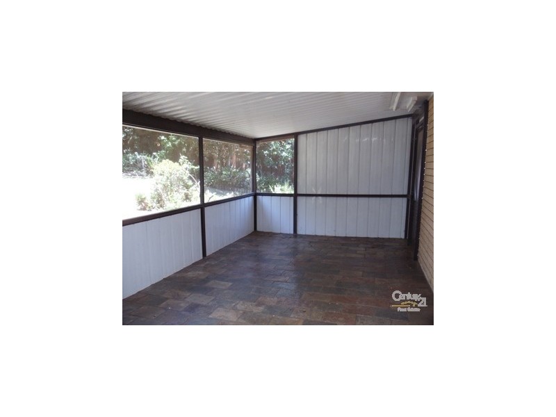 22 Kooloona Crescent, Bradbury NSW 2560