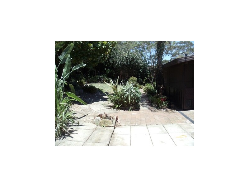 22 Kooloona Crescent, Bradbury NSW 2560