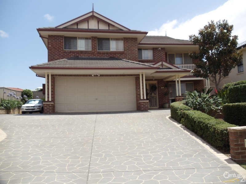 49 Baynton Place, St Helens Park NSW 2560