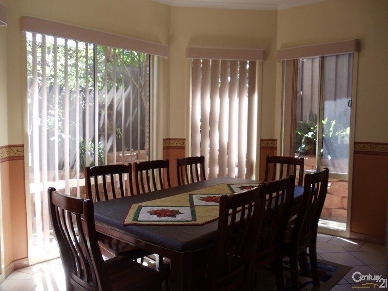 52 Kearns Avenue, Kearns NSW 2558