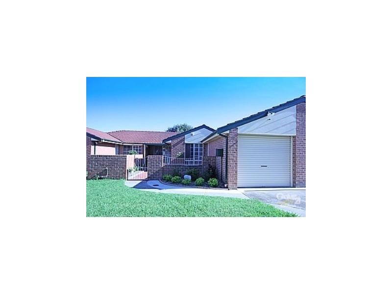 4/2 Scriven Street, Leumeah NSW 2560