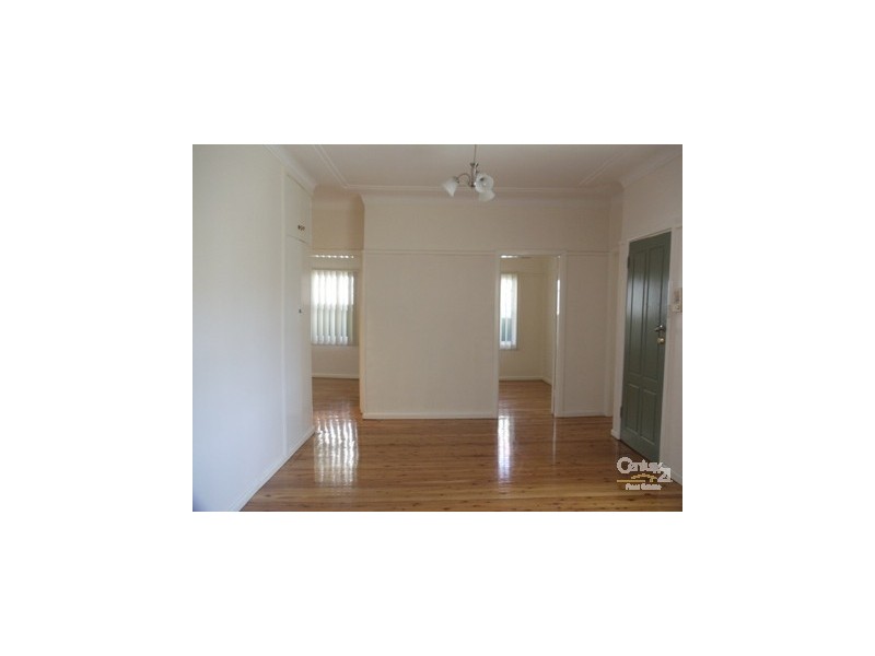 16 Innes Street, Campbelltown NSW 2560