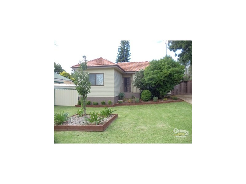 66 Lithgow Street, Campbelltown NSW 2560